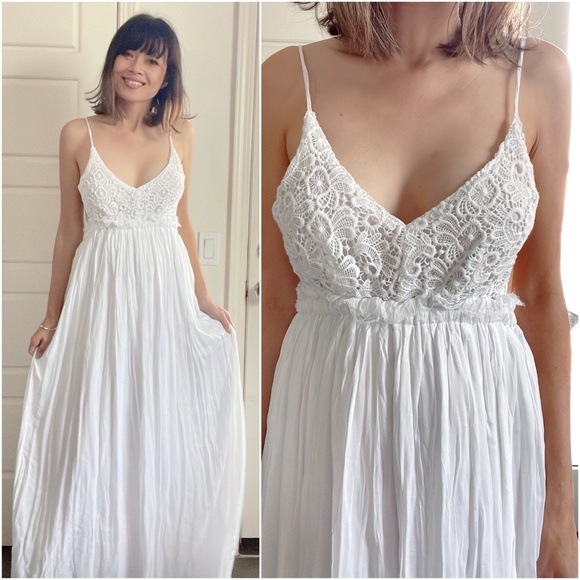 Dresses & Skirts - Boho White Floral Embroidered Backless Maxi Dress